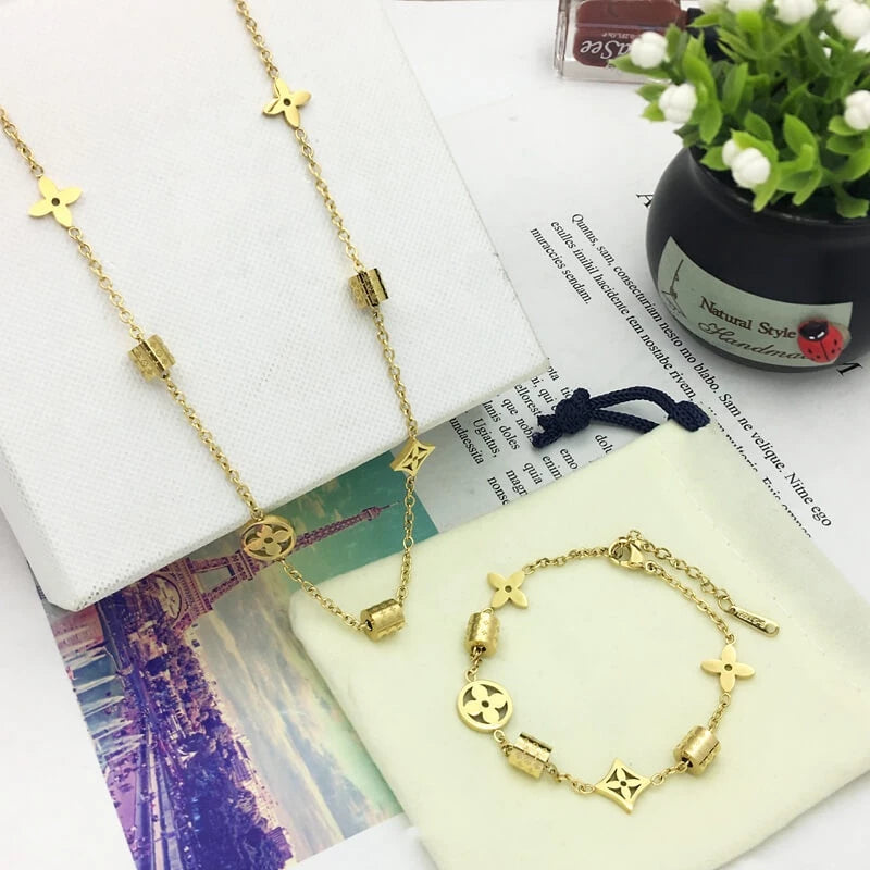 Pulseira ou Colar em Trevo - Dourado ou Prata - Bom Galope